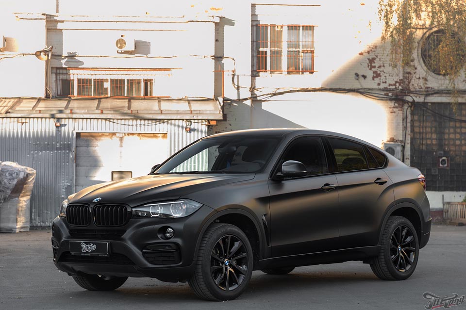 Bmw x6 черного цвета